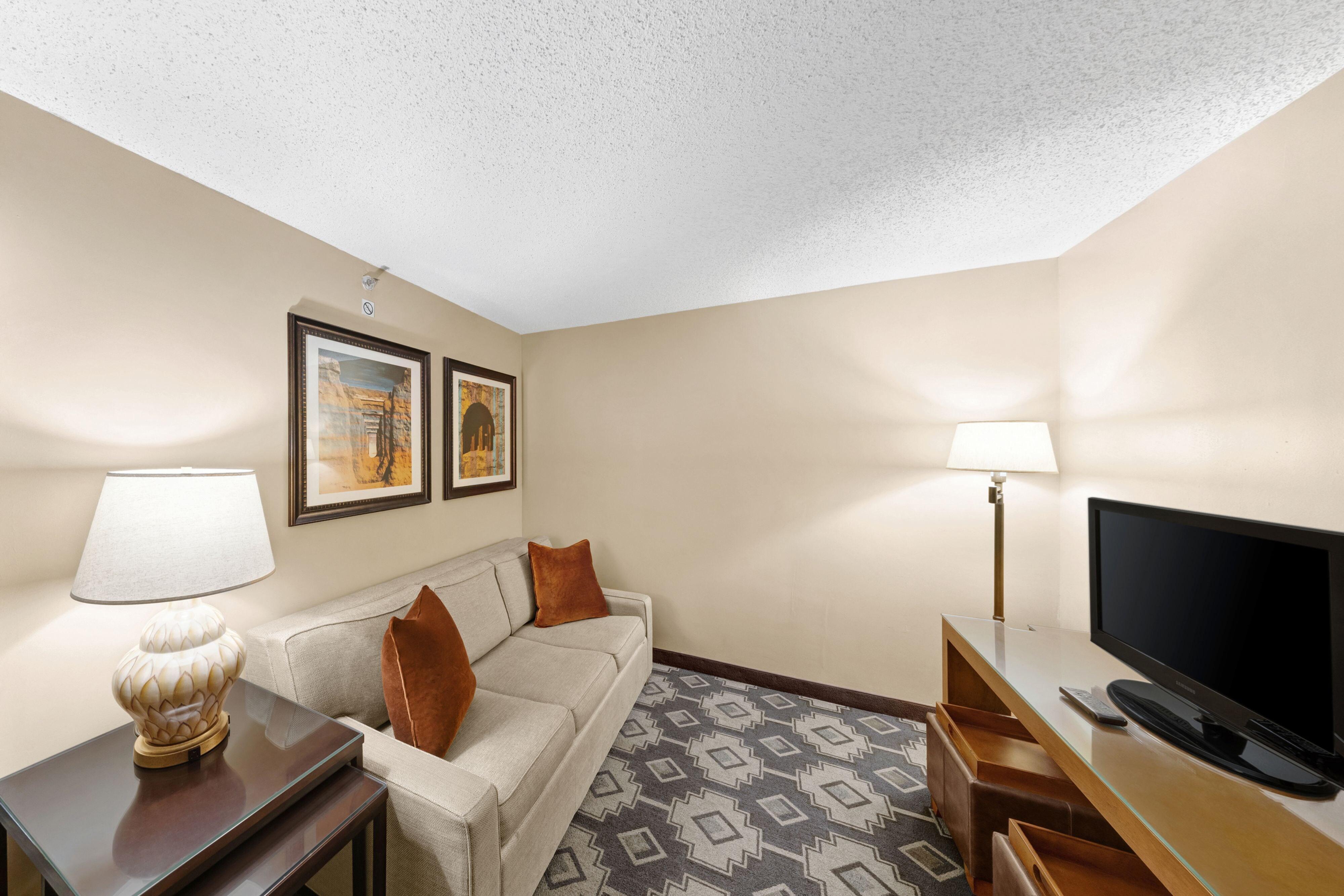 Hotel Colonnade